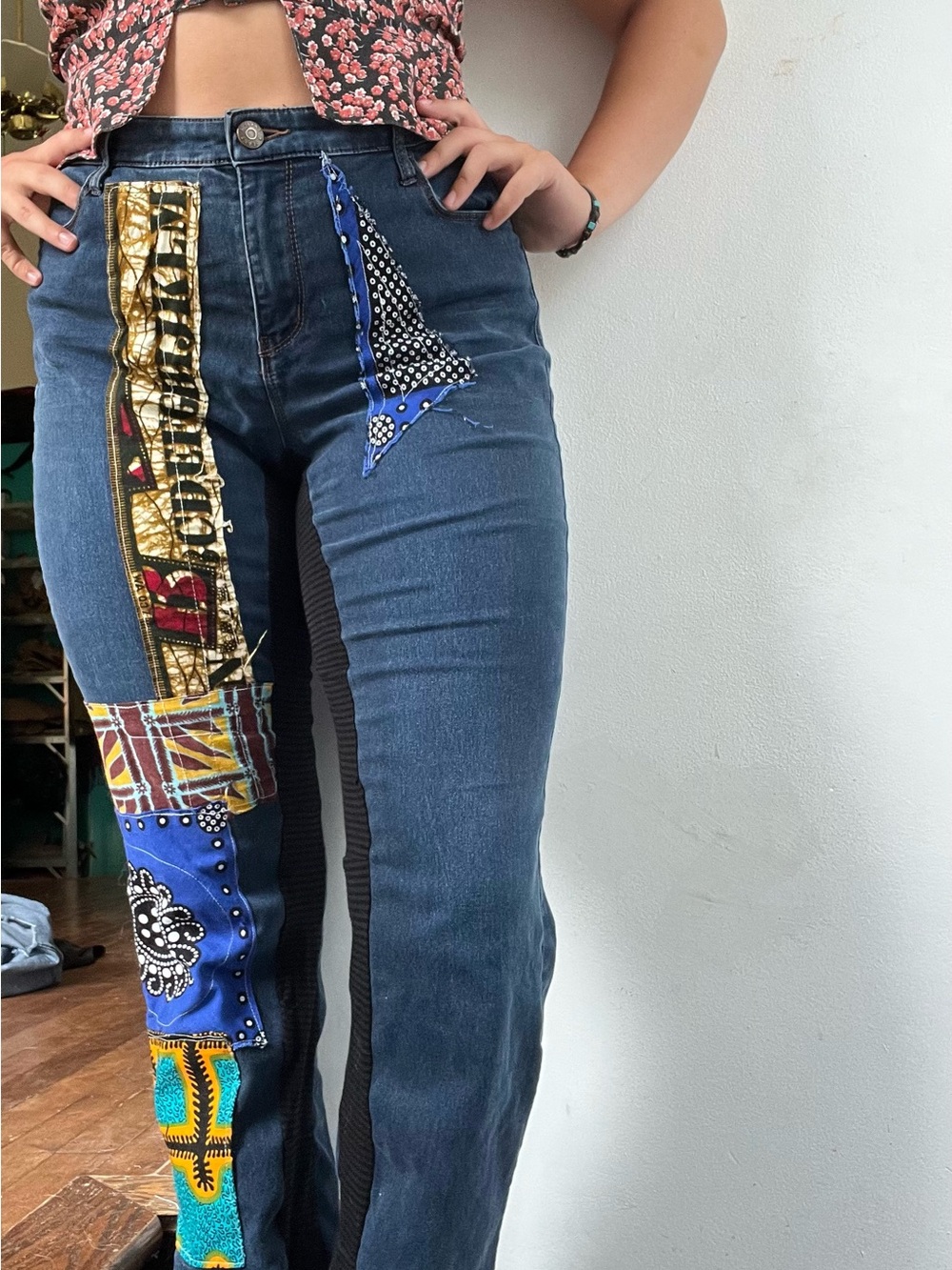 Straight-Leg Patchwork Women’s Jeans in Dark Blue with Multicolor Accents